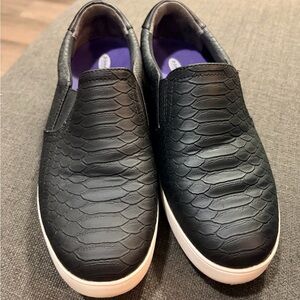 Dr. Scholl's Women's Black Slip-On Sneakers with White Sole